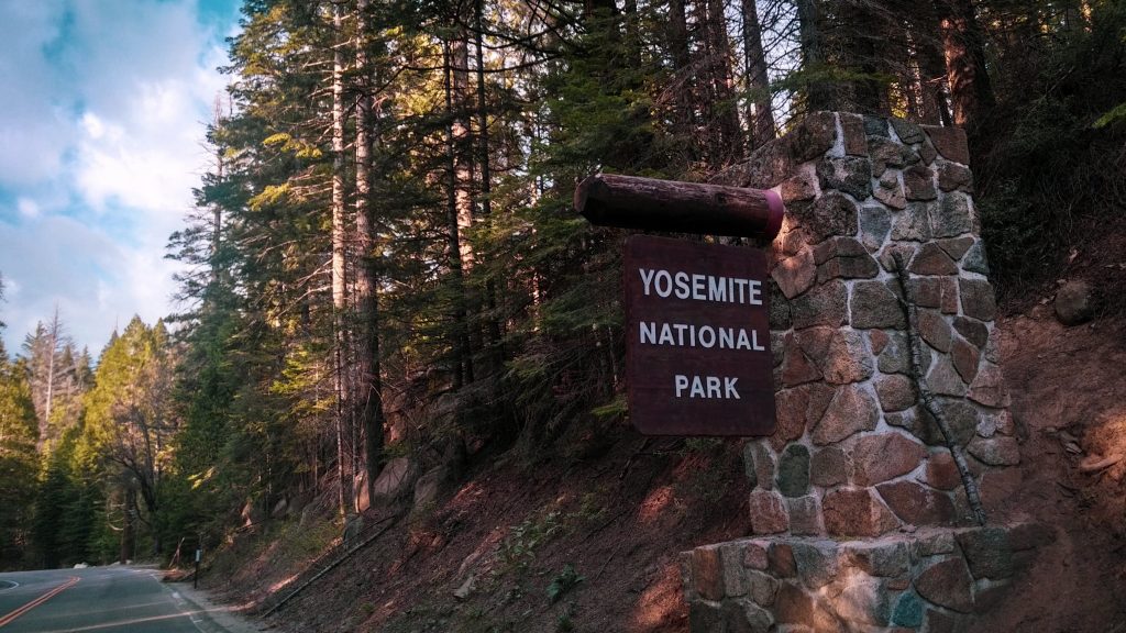 yosemite national park entrance