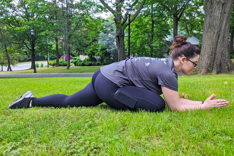 pigeon pose run with amber stretches for runners