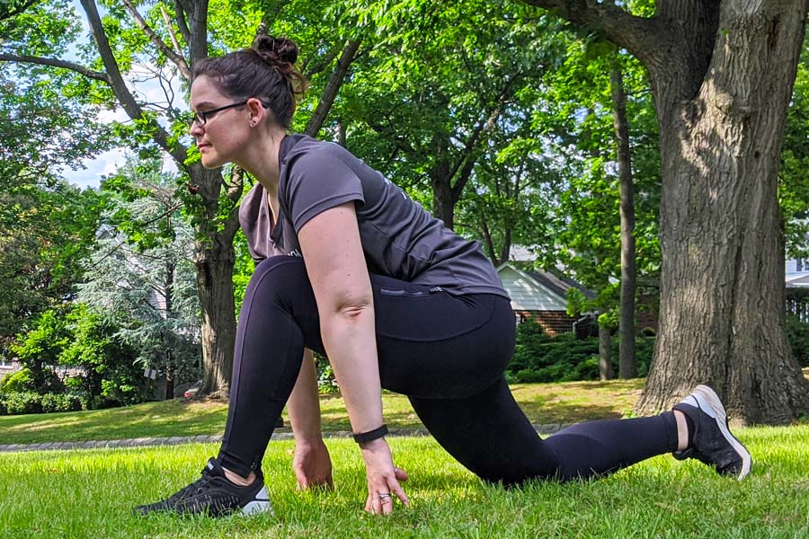 stretches for runners lunge stretch run with amber